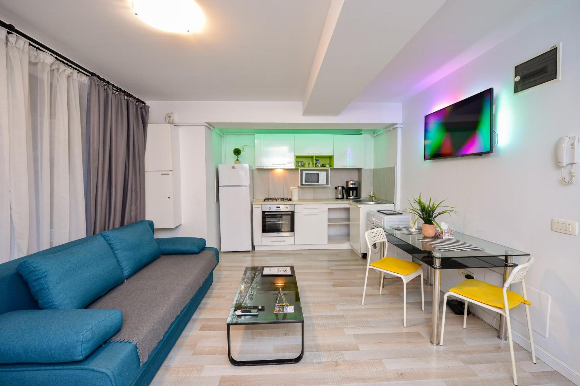 Dracula Adventure Tours Accommodation Bucarest Exterior foto